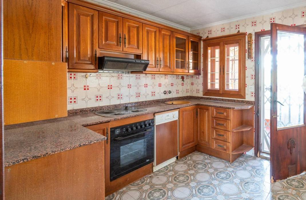 Resale - Villa - Orihuela Costa