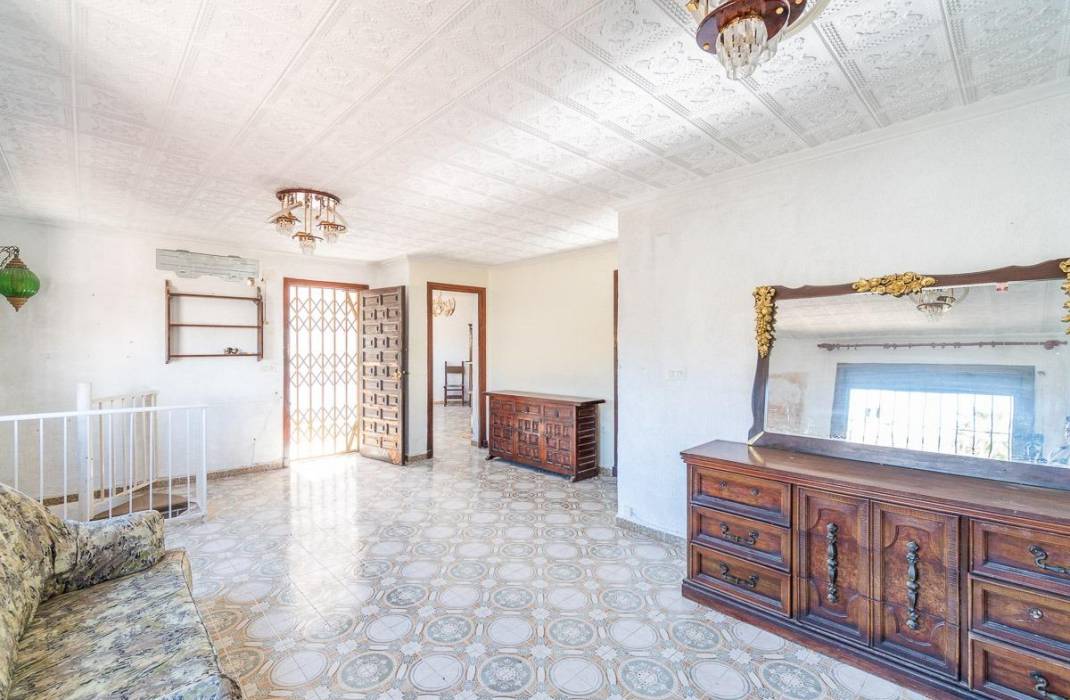 Resale - Villa - Orihuela Costa