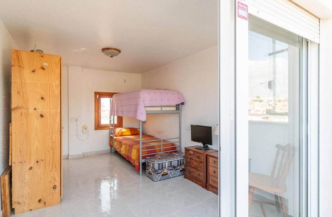 Resale - Villa - Orihuela Costa