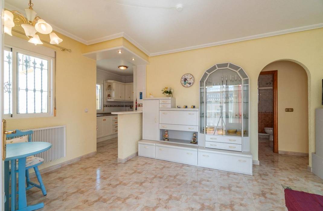 Resale - Villa - Orihuela Costa