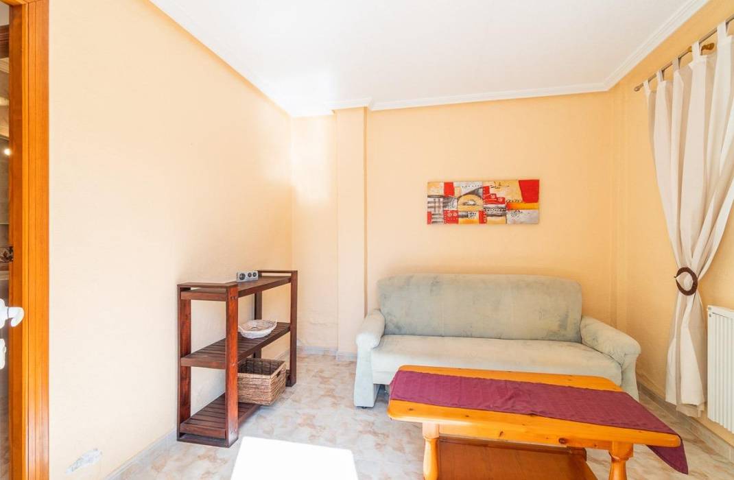 Resale - Villa - Orihuela Costa