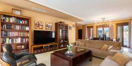 Resale - Villa - Orihuela