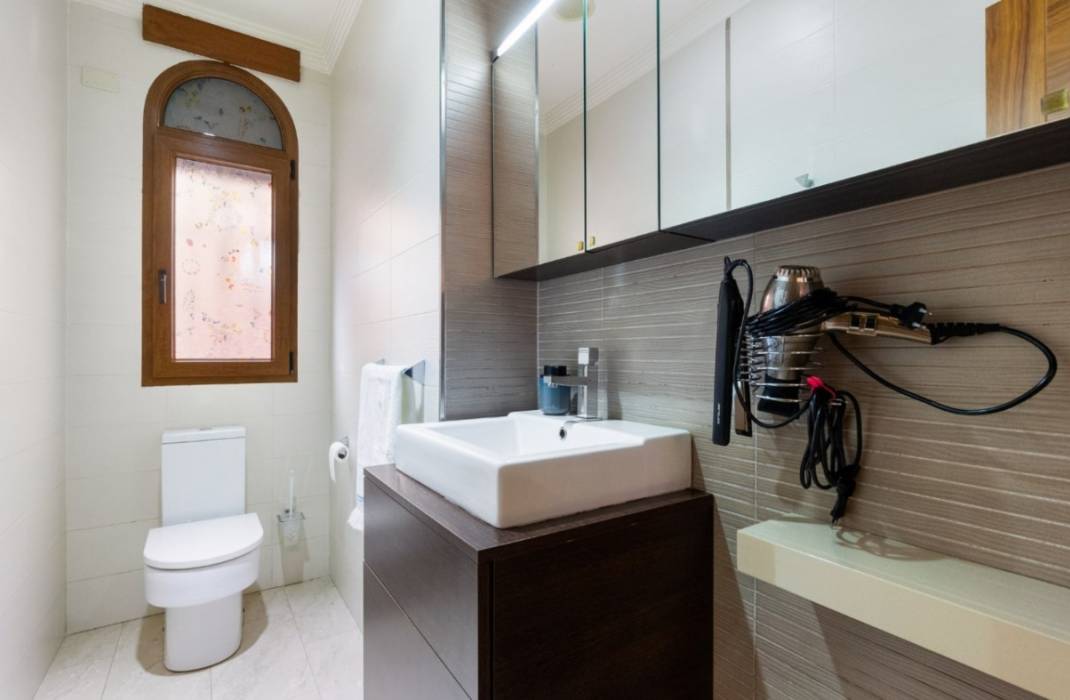 Resale - Villa - Orihuela