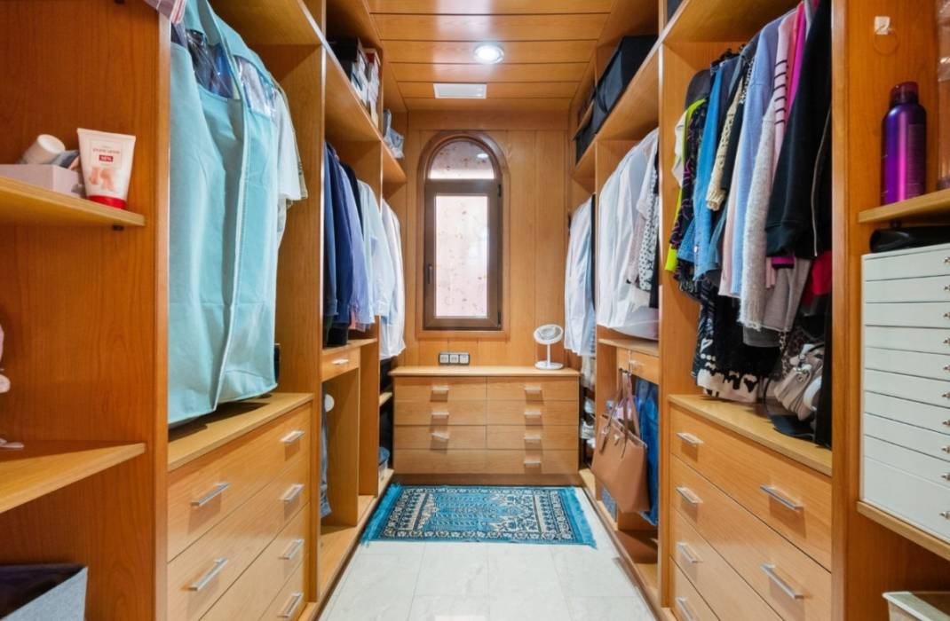 Resale - Villa - Orihuela