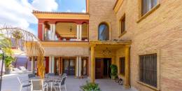 Resale - Villa - Orihuela