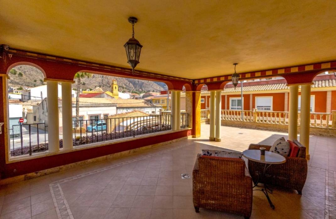 Resale - Villa - Orihuela