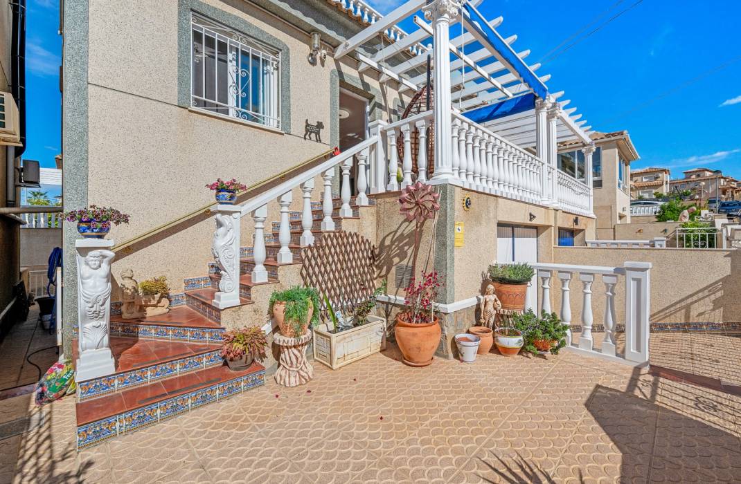 Resale - Villa - San Miguel de Salinas - San Miguel De Salinas