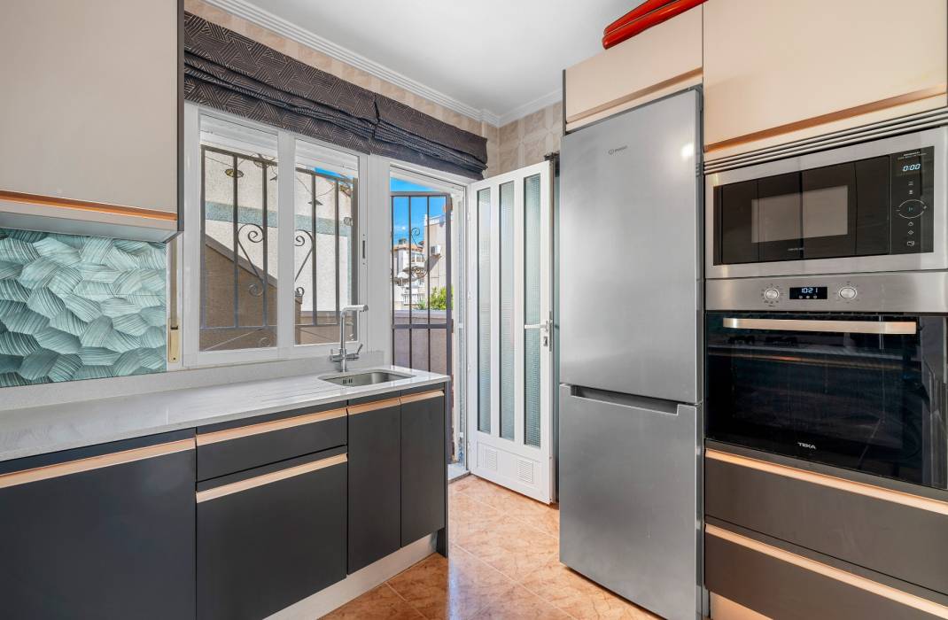 Resale - Villa - San Miguel de Salinas - San Miguel De Salinas