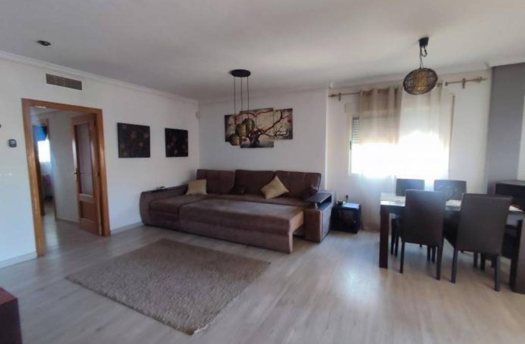 Resale - Villa - Torrevieja - Aguas nuevas 1