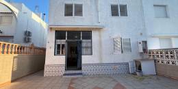 Resale - Villa - Torrevieja - Centro