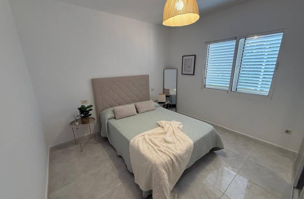 Resale - Villa - Torrevieja - Centro