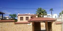 Resale - Villa - Torrevieja - Eliseos playa