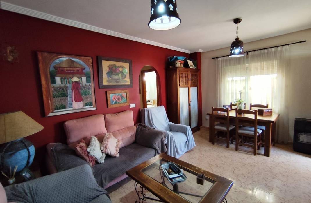 Resale - Villa - Torrevieja - La Mata