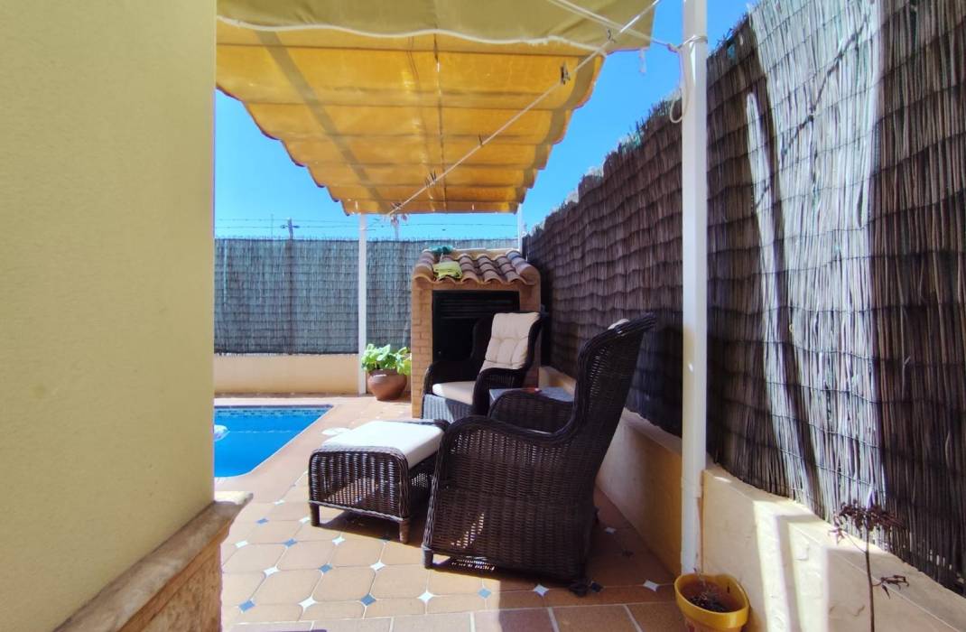 Resale - Villa - Torrevieja - La Mata