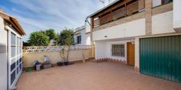 Resale - Villa - Torrevieja - La Siesta - El Salado - Torreta