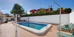 Resale - Villa - Torrevieja - La Siesta - El Salado - Torreta