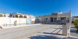 Resale - Villa - Torrevieja - La siesta