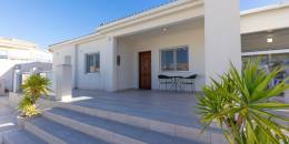 Resale - Villa - Torrevieja - La siesta