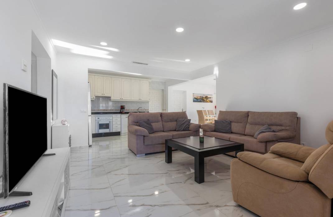 Resale - Villa - Torrevieja - La siesta