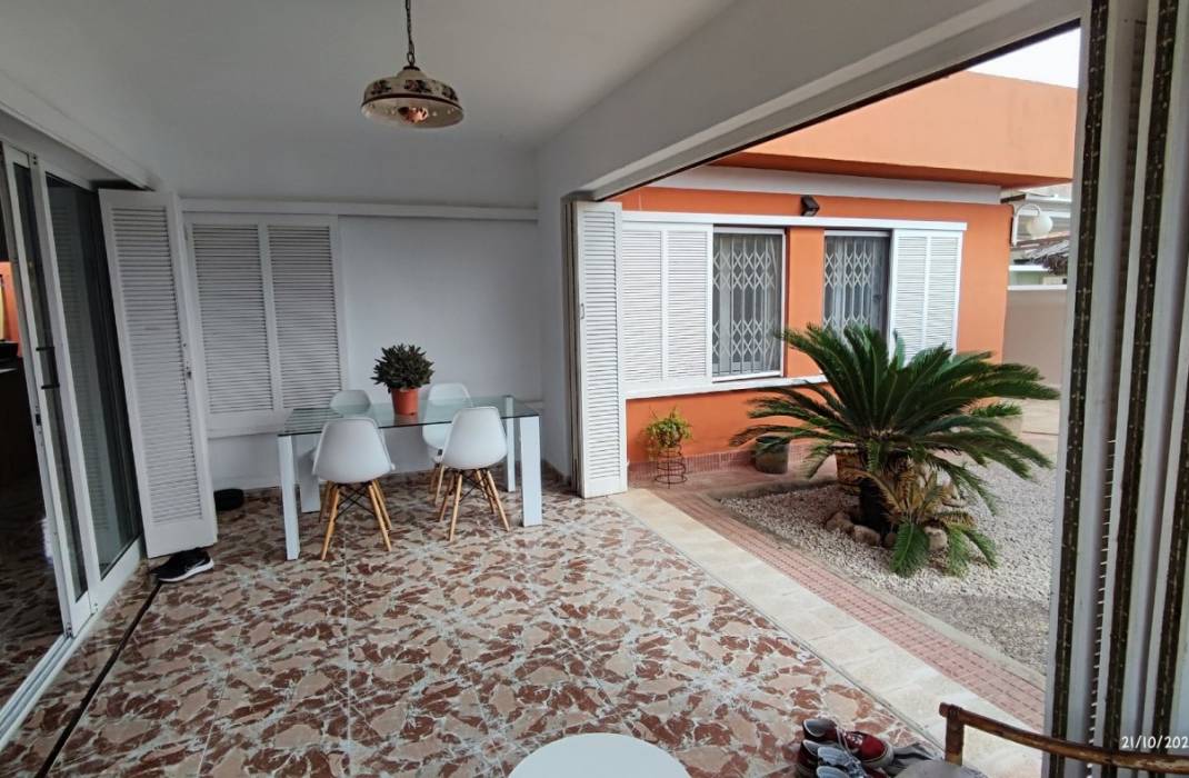 Resale - Villa - Torrevieja - La veleta