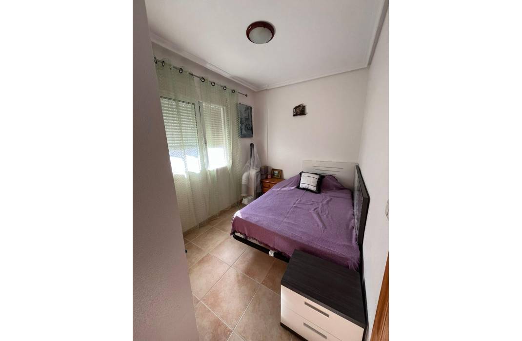 Resale - Villa - Torrevieja - La veleta