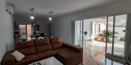 Resale - Villa - Torrevieja - La veleta