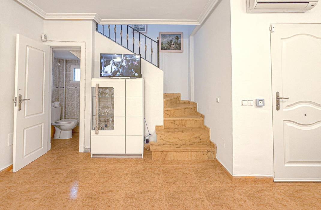 Resale - Villa - Torrevieja - Las calas