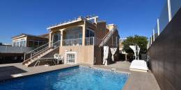 Resale - Villa - Torrevieja - Los altos