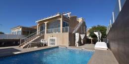 Resale - Villa - Torrevieja - Los altos