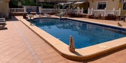 Resale - Villa - Torrevieja - Los altos