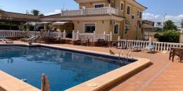 Resale - Villa - Torrevieja - Los altos