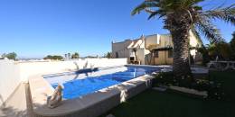 Resale - Villa - Torrevieja - Los altos