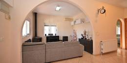 Resale - Villa - Torrevieja - Los altos