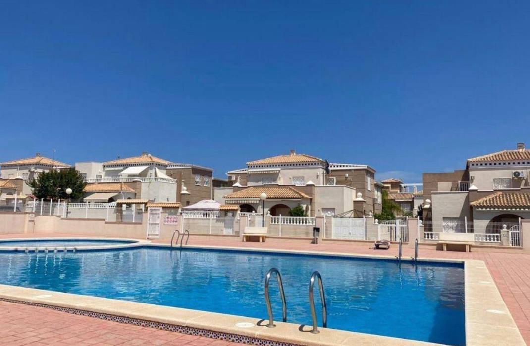 Resale - Villa - Torrevieja - Parque las naciones