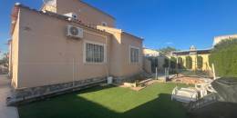 Resale - Villa - Torrevieja - San luis