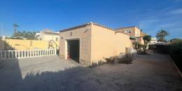 Resale - Villa - Torrevieja - San luis