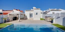 Resale - Villa - Torrevieja - San luis