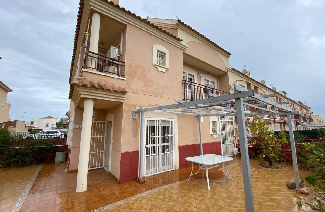 Resale - Villa - Torrevieja - Torreblanca