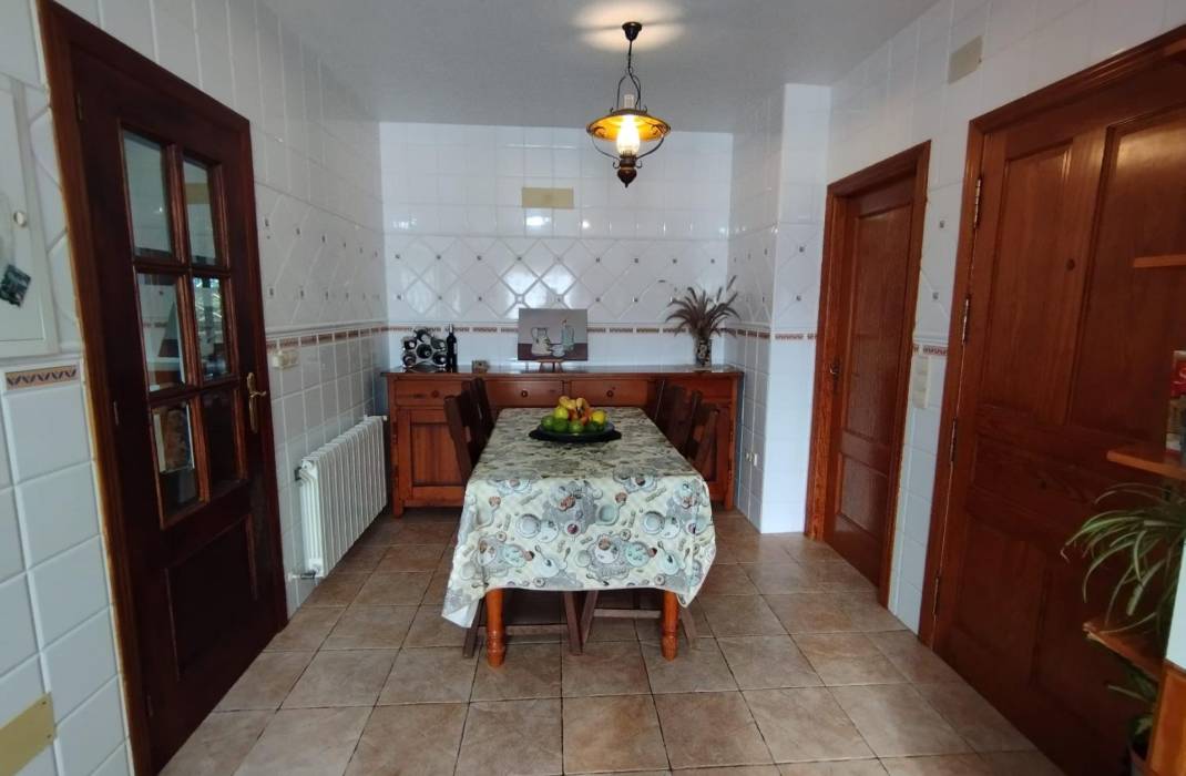 Resale - Villa - Torrevieja - Torreta florida