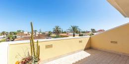 Resale - Villa - Torrevieja