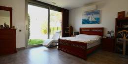 Resale - Villa - Torrevieja