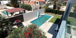 Resale - Villa - Torrevieja