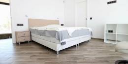 Resale - Villa - Torrevieja