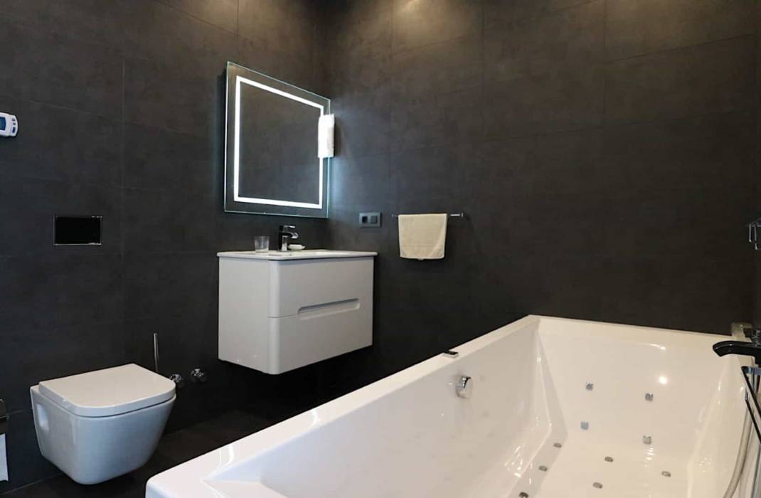 Resale - Villa - Torrevieja