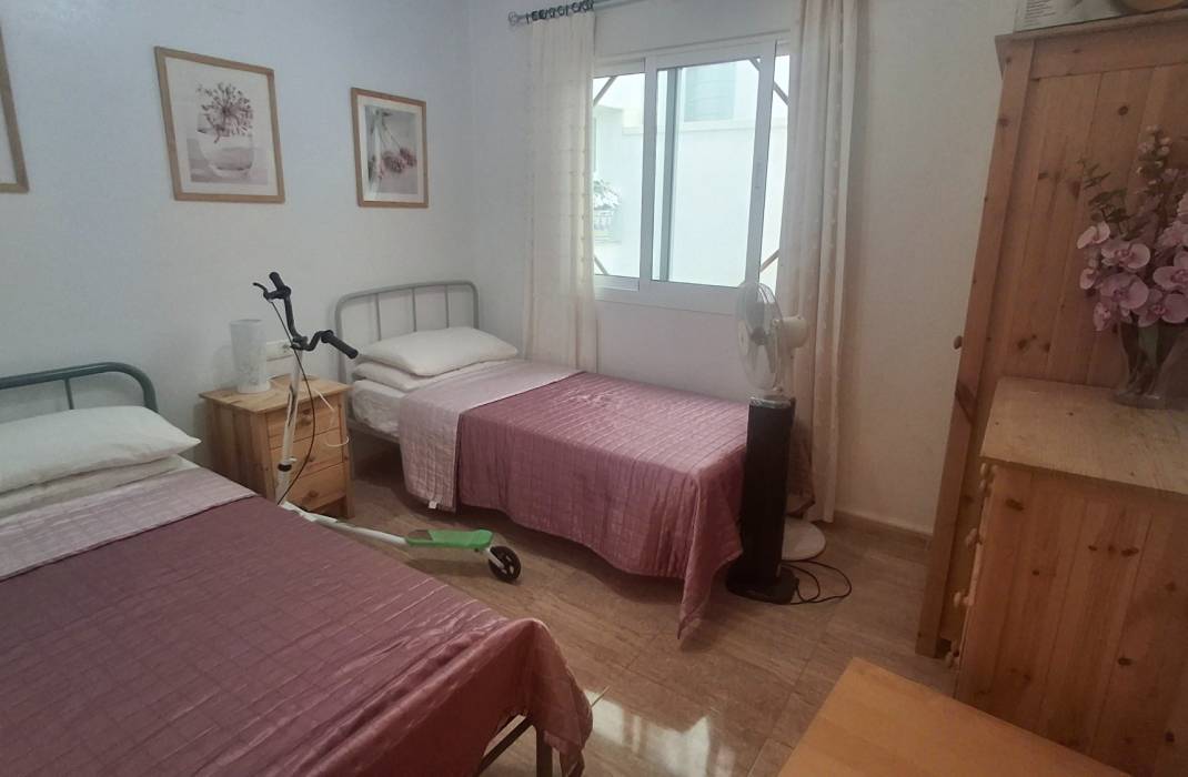 Revente - 1. Apartment / flat - Los Montesinos