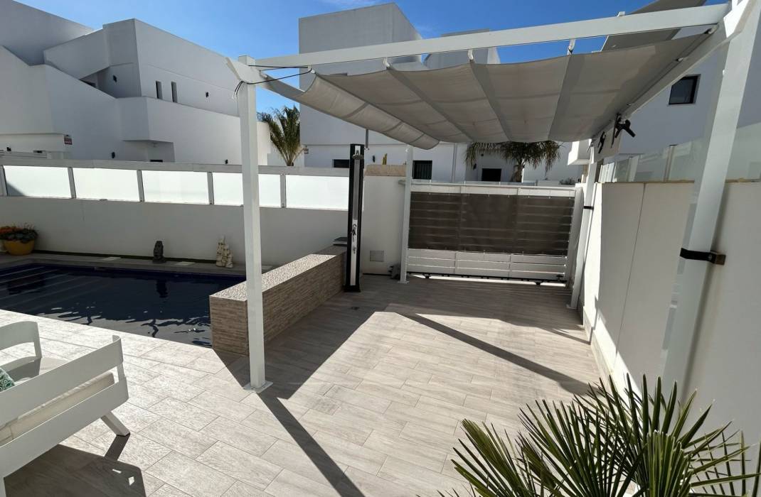 Revente - 4. House - Detached Villa - Los Montesinos - La Herada