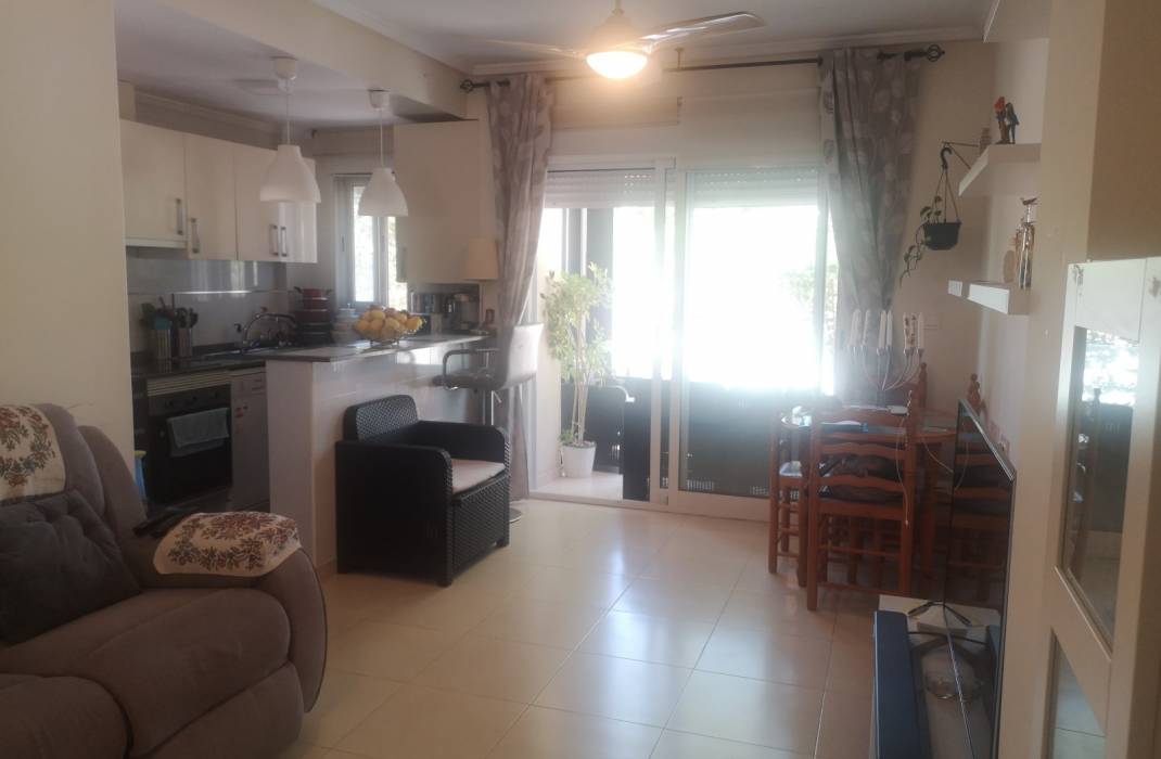 Revente - Apartment / flat - Los Montesinos