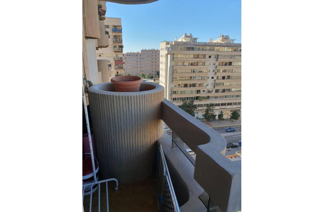 Revente - Appartement - Málaga - Centro