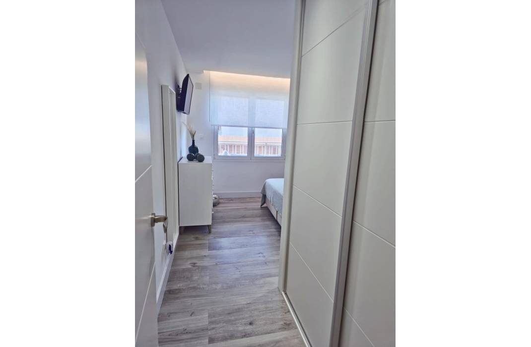 Revente - Appartement - Torrevieja - Acequion