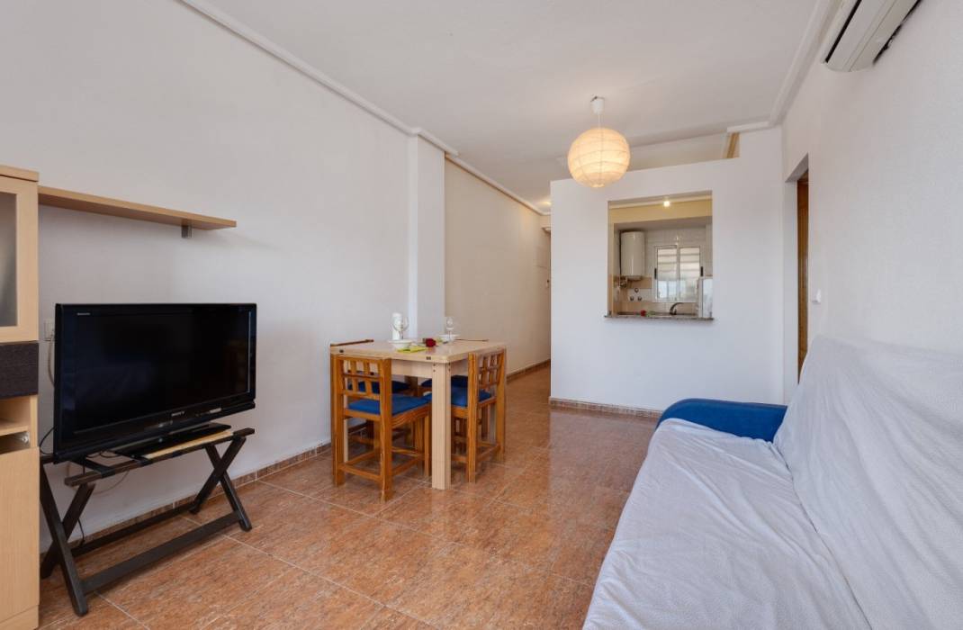 Revente - Appartement - Torrevieja - Caritas m 2